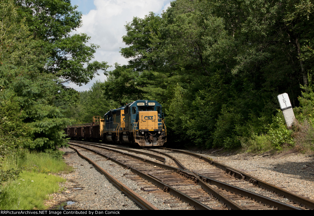 Rail Extra 8832 at Roy